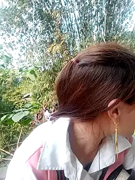 little-effy online show from March 3, 8:42 am