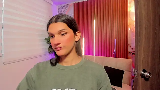 Bianca baldwin  online show from April 1, 8:50 pm