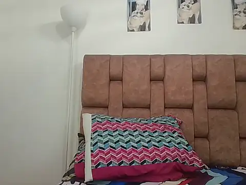 vanessa hot69  online show from May 22, 2:26 pm