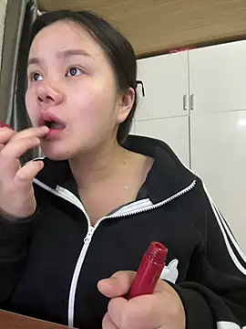 leo-kitty online show from March 3, 2:56 pm