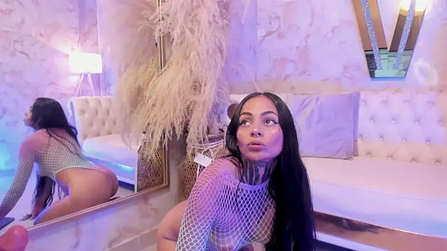 cheekybitch  online show from March 31, 4:12 am