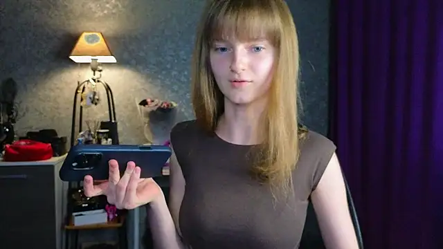Miss Alisa  online show from June 14, 6:52 pm