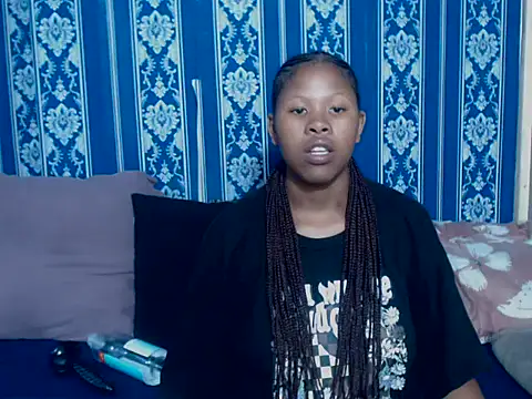 TemptingCloeXx online show from January 8, 6:17 am