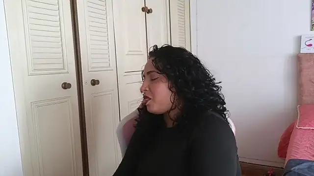 Valery  lovex online show from April 2, 4:04 pm