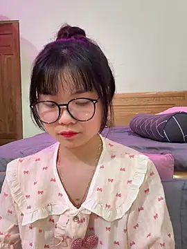    KARA    online show from April 14, 4:01 am