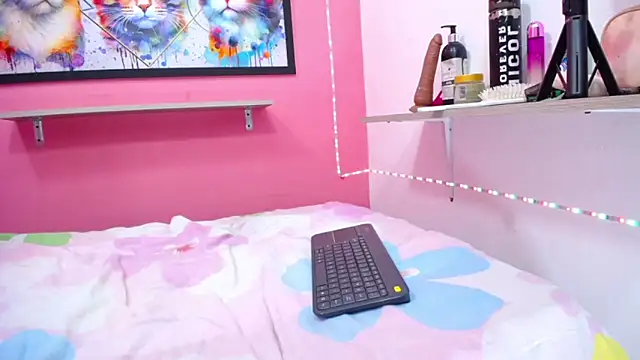 nicol grey online show from March 28, 8:36 am