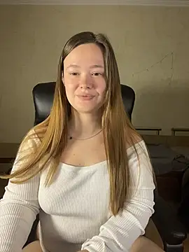 CaramelleSugarr online show from April 10, 8:04 pm