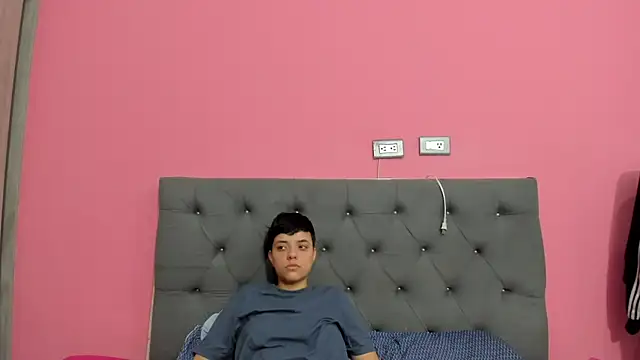 ariloe quintero online show from April 1, 1:41 pm