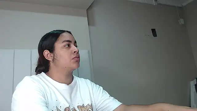 alicce will02 online show from February 13, 12:40 pm