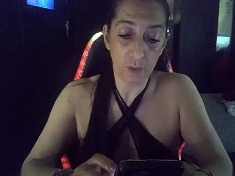 labelgecoquine online show from April 4, 8:51 pm