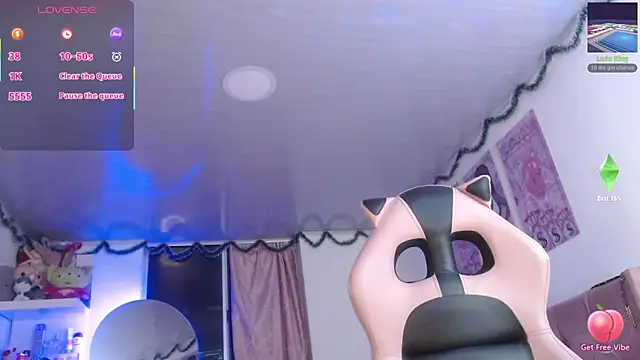 violett brown9 online show from April 13, 4:03 am