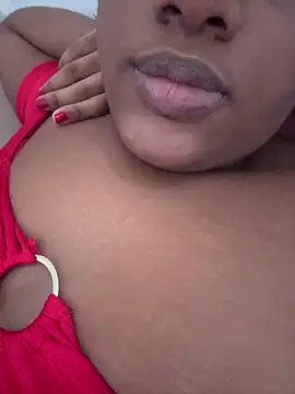 amorasecy online show from April 13, 1:56 pm