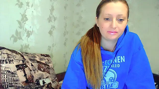 CrystallAngel online show from February 8, 5:27 pm