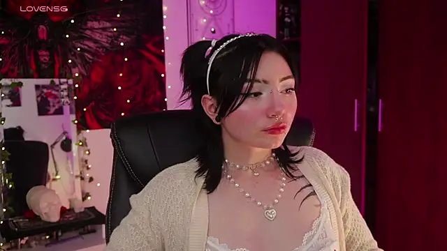 miami 18  online show from March 28, 1:38 am