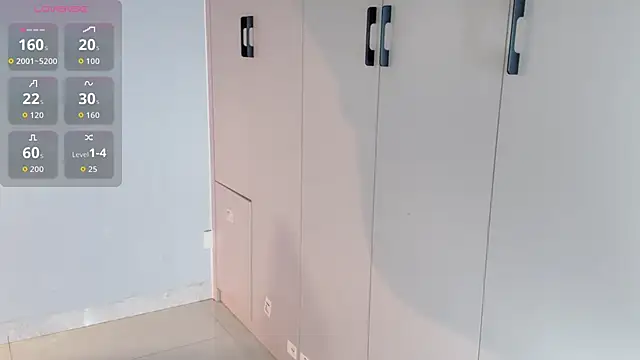 Kisswana online show from March 22, 1:55 am