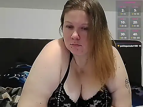 lina 99  online show from February 10, 6:49 am