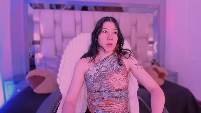 ElaRabbit online show from April 3, 12:03 pm