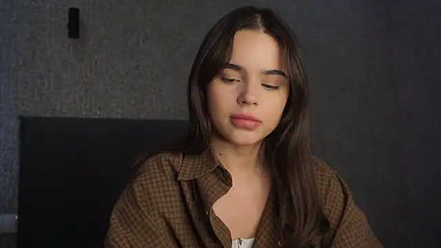 linclars online show from April 11, 1:15 pm