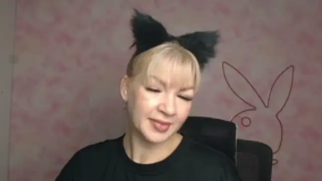 Madonna Fire online show from March 8, 6:39 am