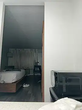 Derrick7799 online show from February 21, 7:42 am