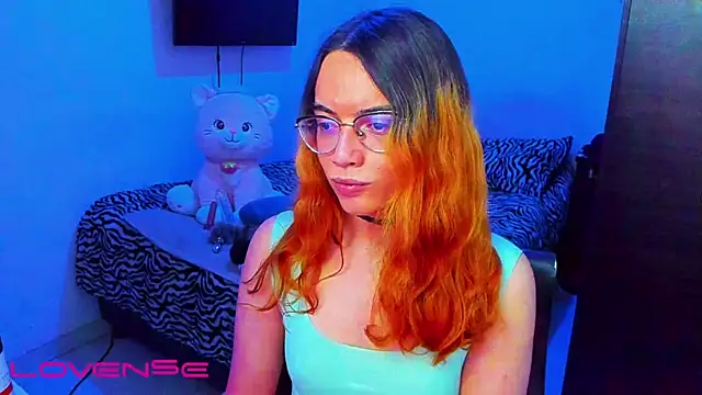 lillykittyyy online show from March 26, 3:19 am