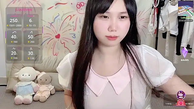 xiaoguai99 online show from June 27, 1:17 pm