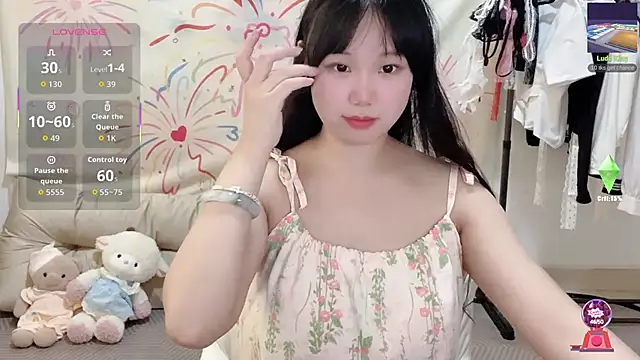 xiaoguai99 online show from June 12, 6:54 am