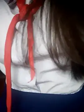 lina loveee online show from May 17, 4:28 pm
