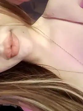 reem 699 online show from May 15, 9:17 pm