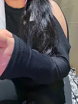 Lina Velvet  online show from March 7, 2:18 am