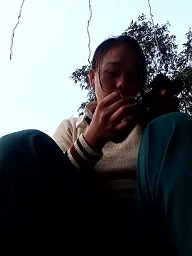 vanvan005 online show from March 19, 10:30 am