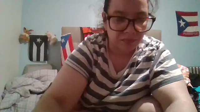 bellakay19 online show from June 28, 5:14 am