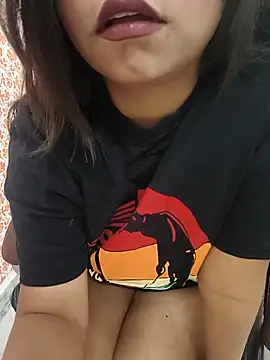 Hot Twinkle online show from April 21, 7:37 am