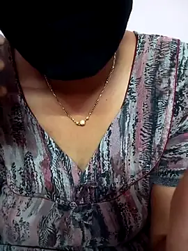 Ammu14399 online show from June 18, 12:43 pm