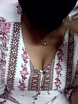 Ammu14399 online show from June 17, 3:35 pm