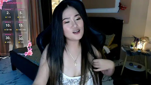 simplykhate online show from April 9, 1:08 am