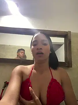 alice  cat online show from April 12, 2:36 am