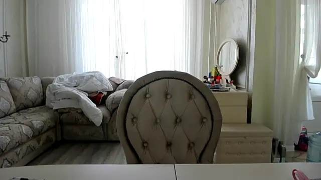 Judy  Hopps online show from February 18, 8:35 am