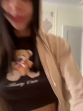 Judy  Hopps online show from January 19, 9:16 am