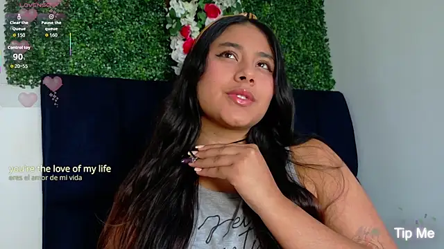 AnnaSmiles online show from April 7, 4:09 pm