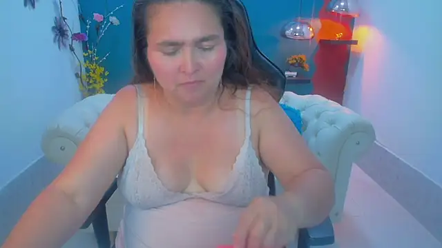 elena milf1 online show from January 16, 6:48 pm