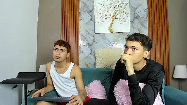 AVENGER BOYS2026 online show from March 12, 7:38 pm