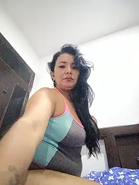 Crystal-01 online show from May 4, 2:48 am