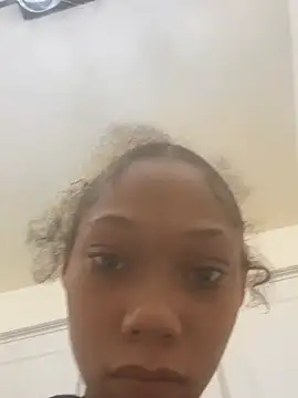 Tamiii420 online show from March 18, 3:28 pm