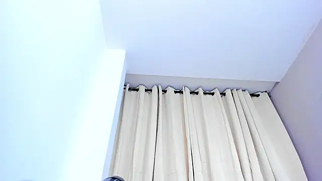 Britney Cortez online show from June 11, 12:32 am