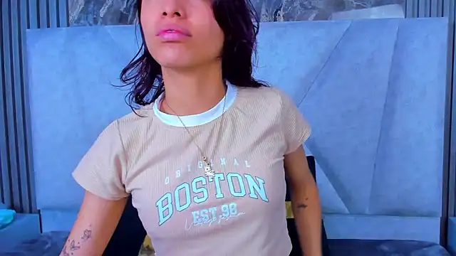 GraceAlexa12 online show from March 22, 2:56 pm