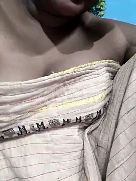 Desi Nil pori online show from March 28, 5:01 pm