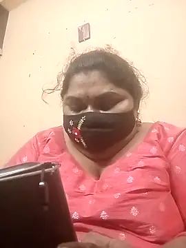 misammahyd online show from May 6, 2:21 pm