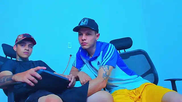 Thomas-Wil online show from April 28, 8:35 pm