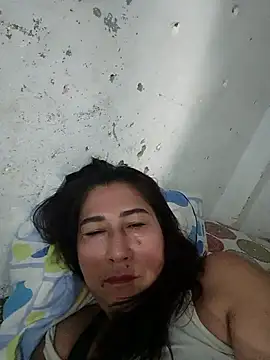 PatriciaGrajales online show from April 14, 1:22 pm